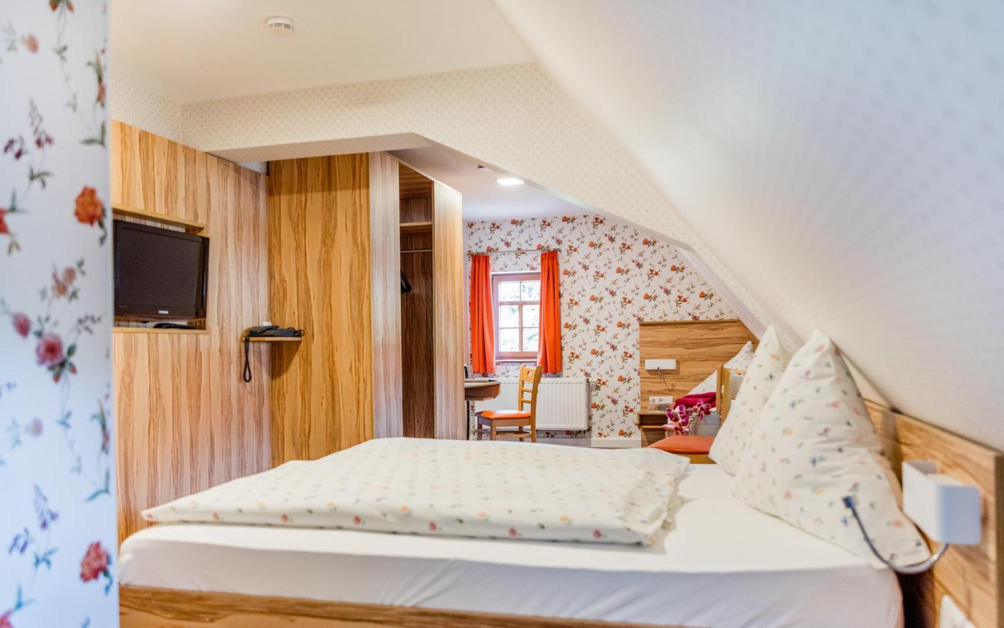 Hotel Folklorehof Chemnitz Eksteriør bilde